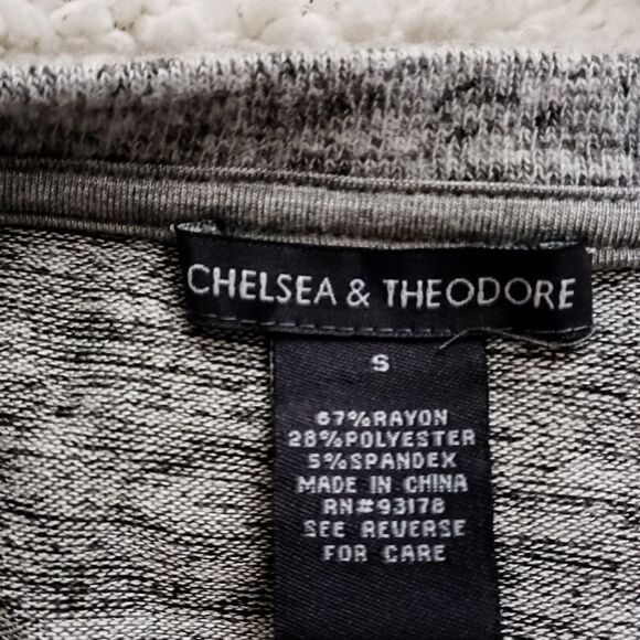 Chelsea & Theodore gray bell sleeve blouse - Picture 10 of 11